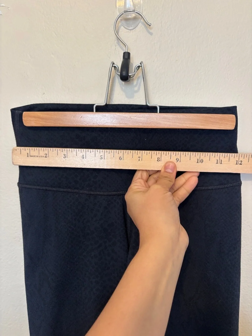 lululemon athletica sleek black